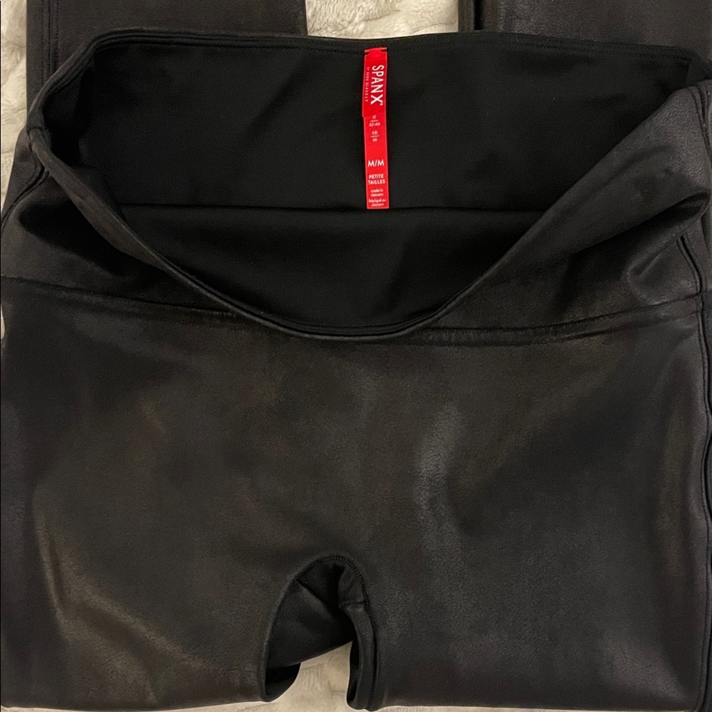 SPANX Shiny faux leather Black High-Waist  petite Leggings